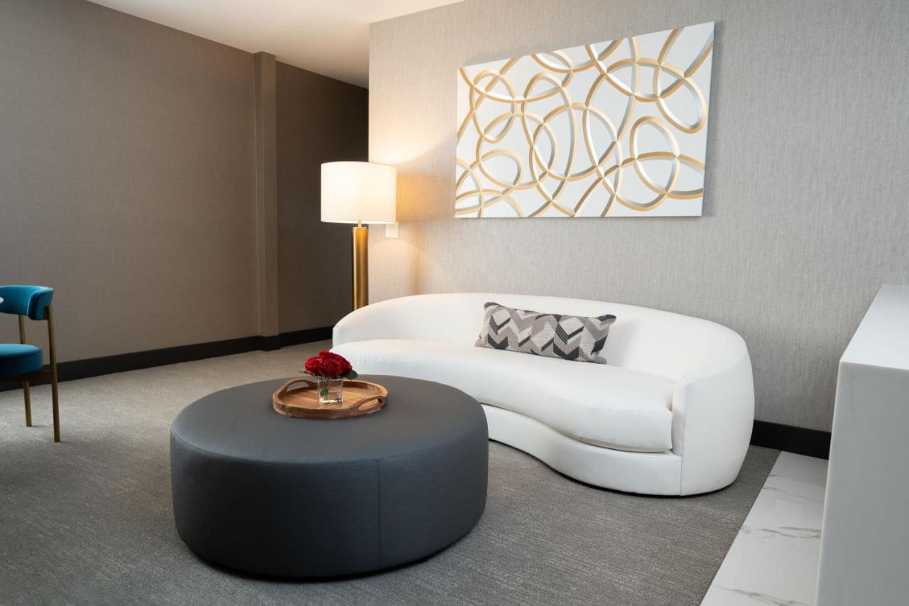 Springhill Suites By Marriott Chicago Chinatown Exteriér fotografie