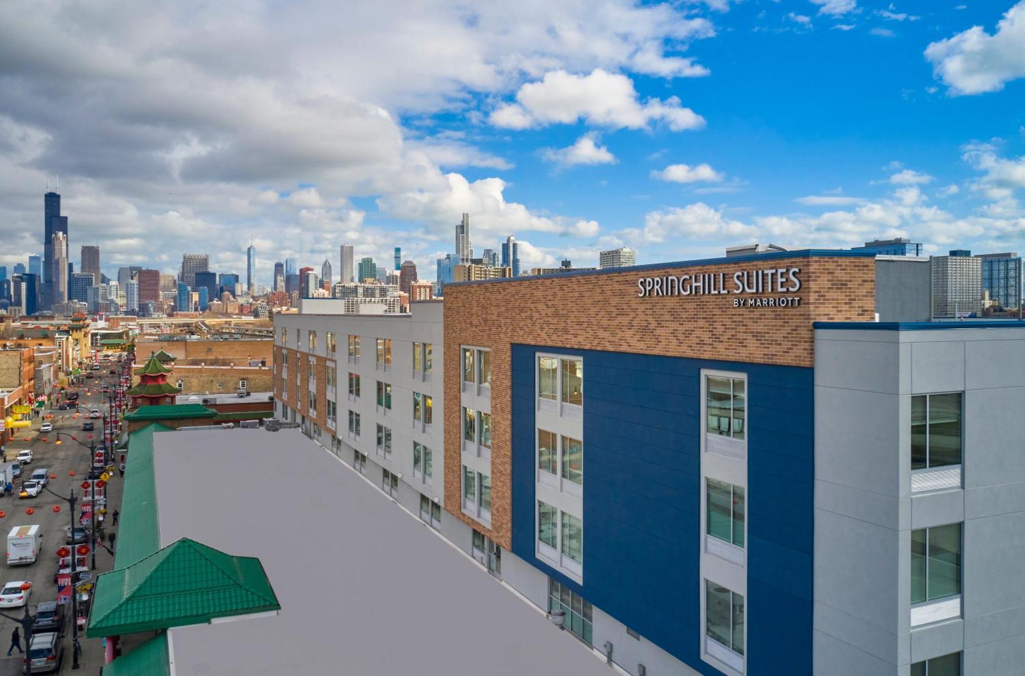 Springhill Suites By Marriott Chicago Chinatown Exteriér fotografie